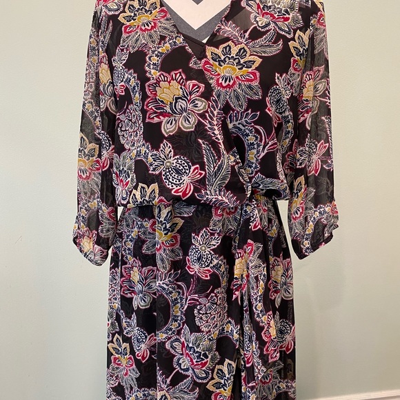 Banana Republic Dresses & Skirts - Wrap / ruffle maxi dress